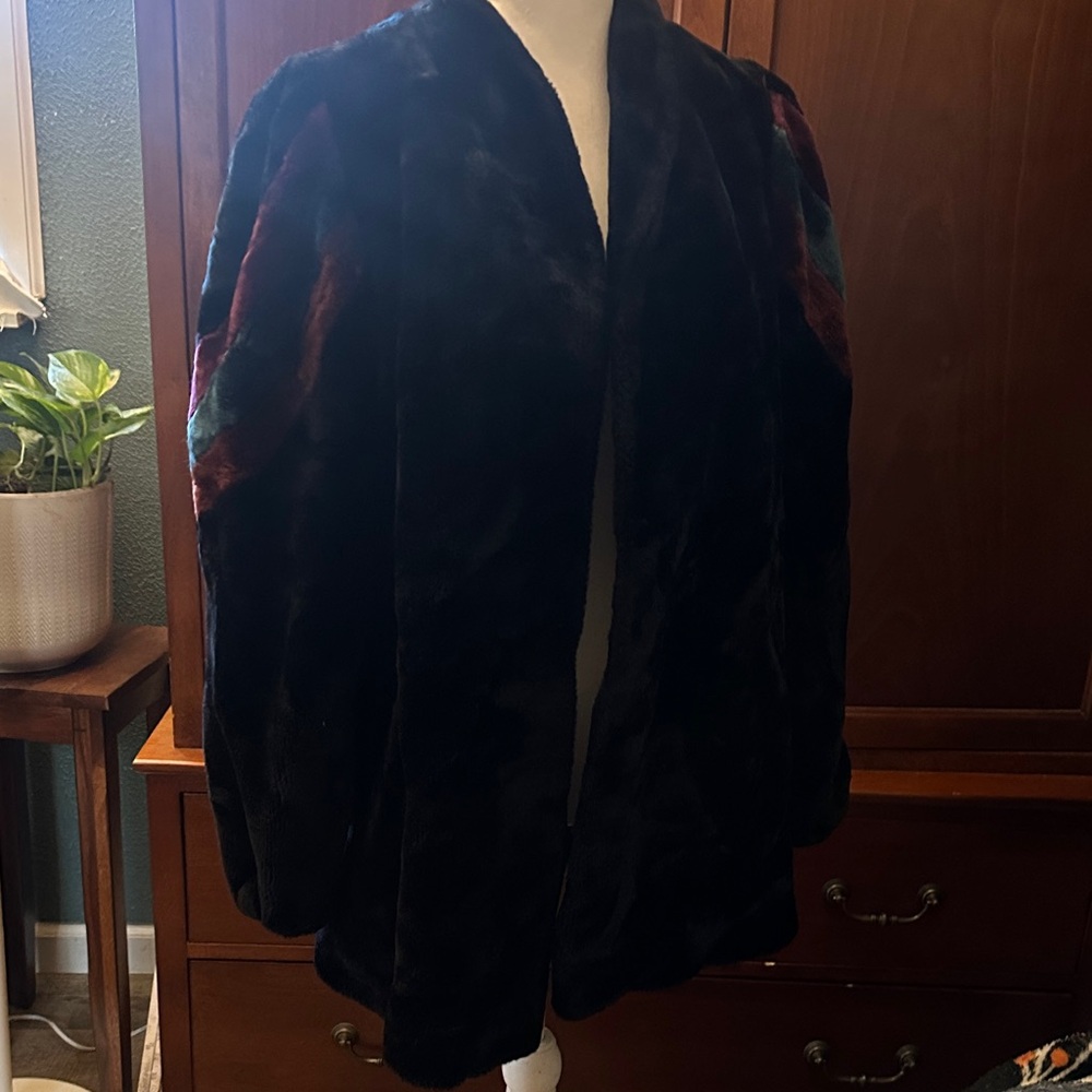 Luxurious Faux Fur Jacket Borg textile corp, vintage black heavy duty coat